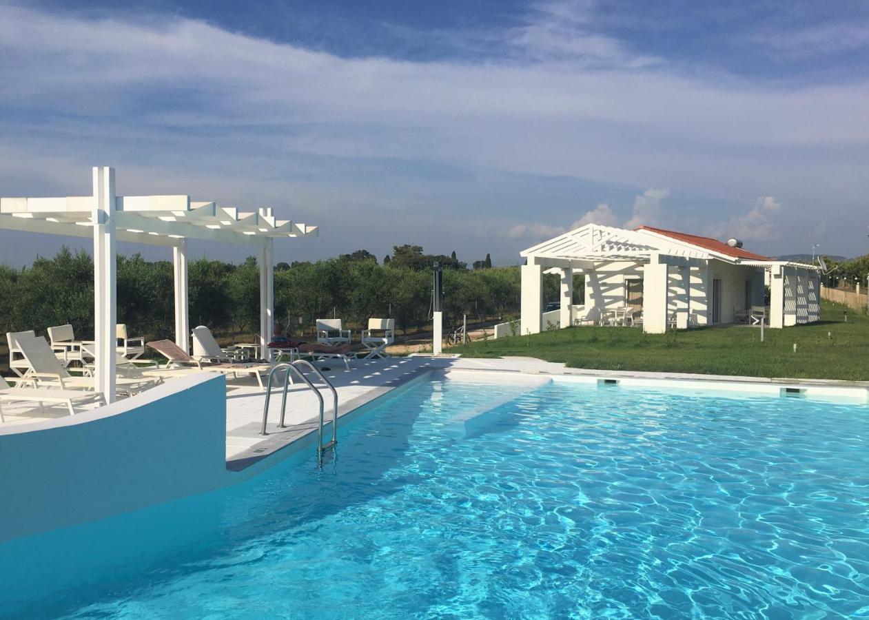 White Villas Douneika  Exterior photo